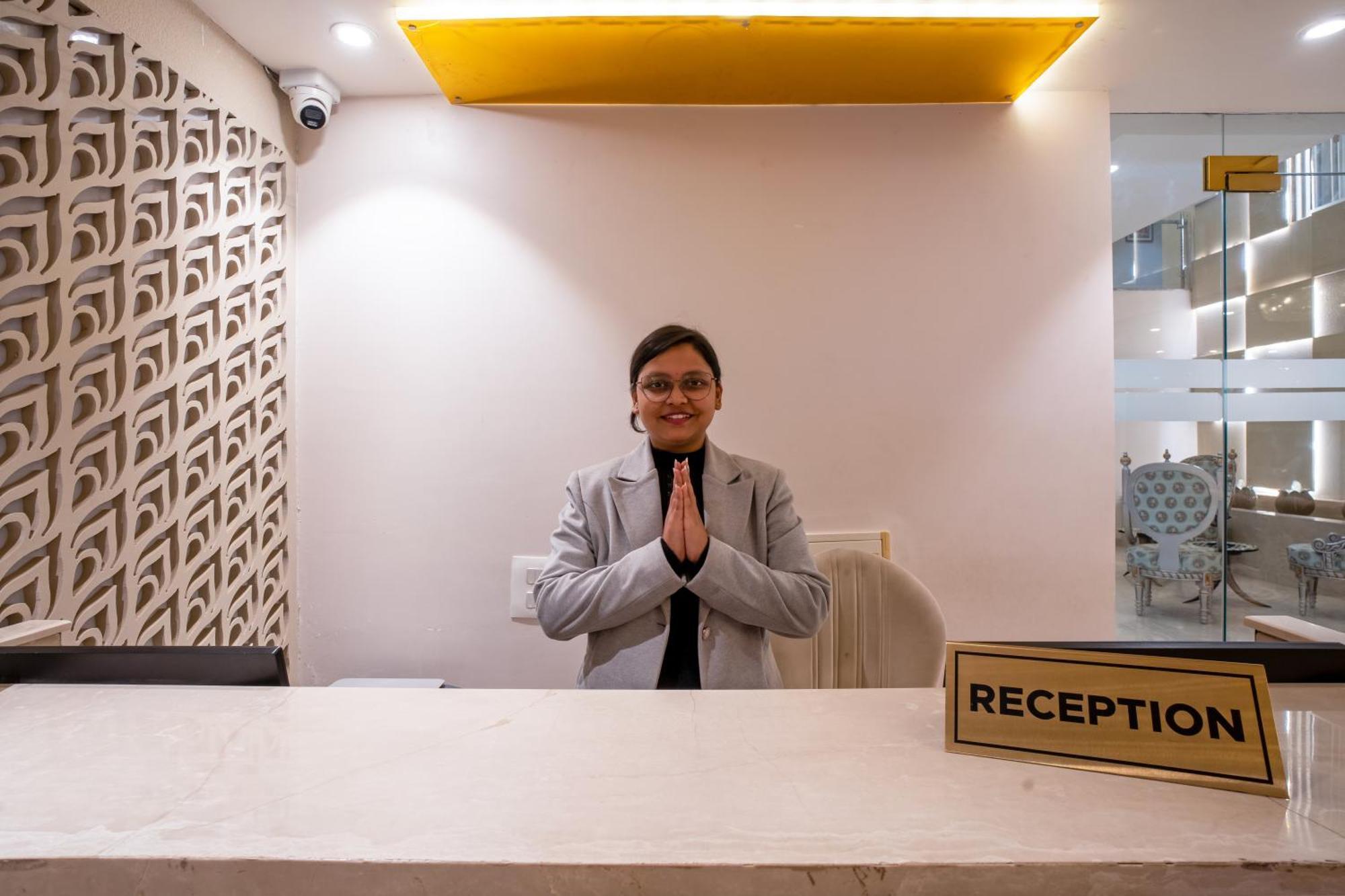 Hotel Ginger Palace Delhi Airport نيودلهي المظهر الخارجي الصورة