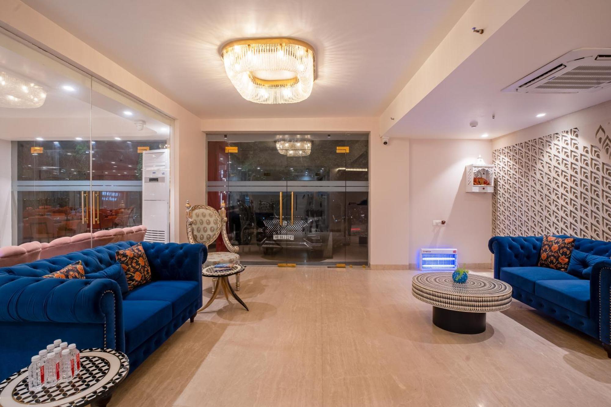 Hotel Ginger Palace Delhi Airport نيودلهي المظهر الخارجي الصورة