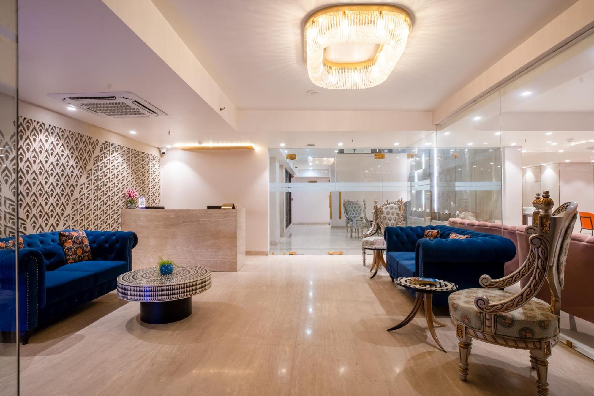 Hotel Ginger Palace Delhi Airport نيودلهي المظهر الخارجي الصورة