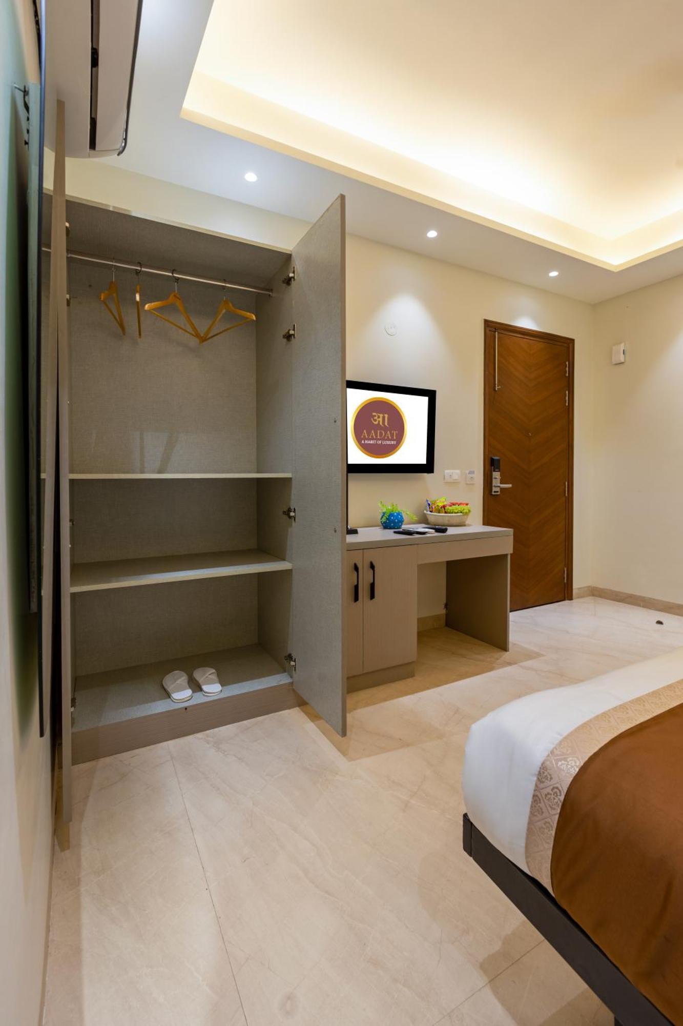 Hotel Ginger Palace Delhi Airport نيودلهي المظهر الخارجي الصورة