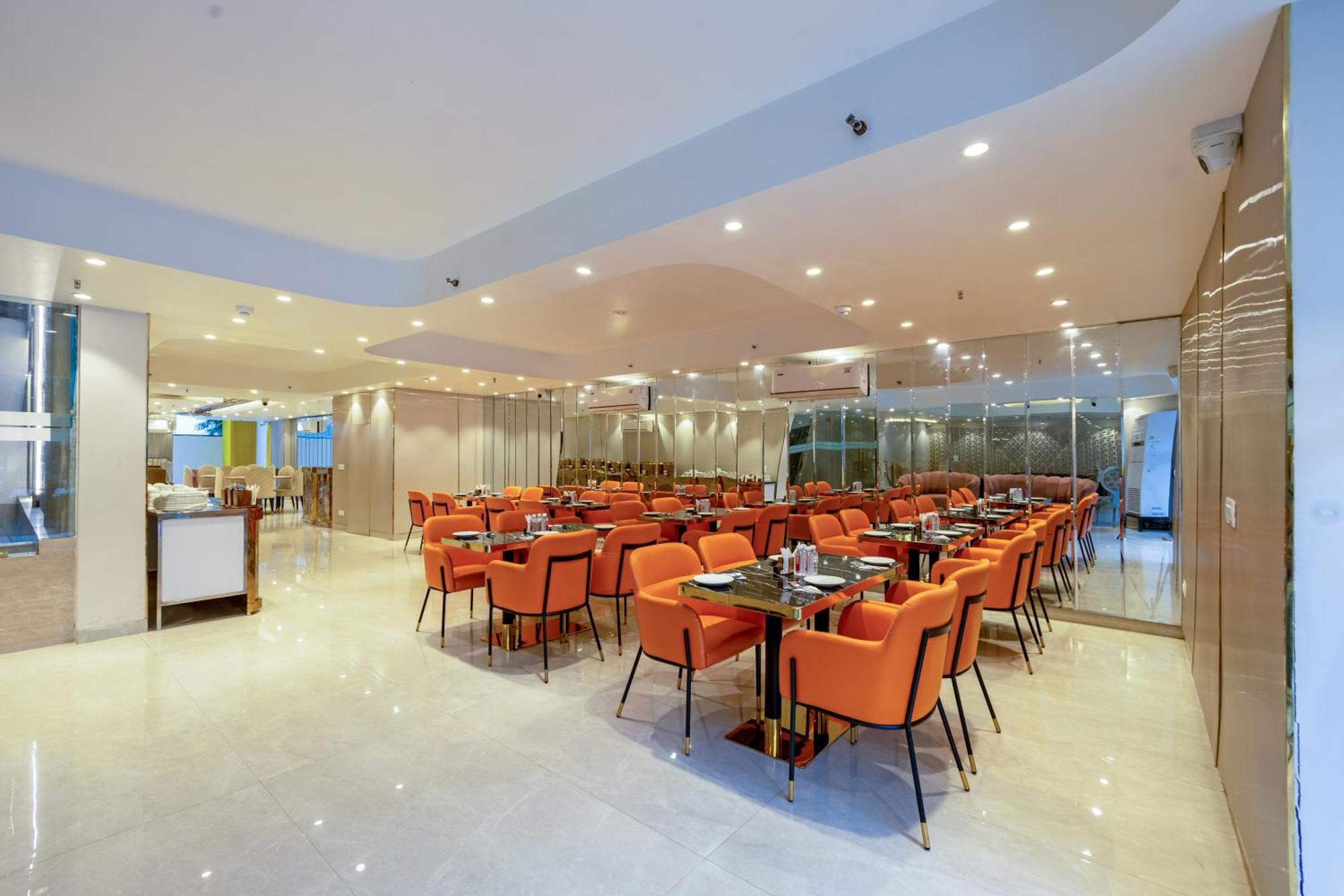 Hotel Ginger Palace Delhi Airport نيودلهي المظهر الخارجي الصورة