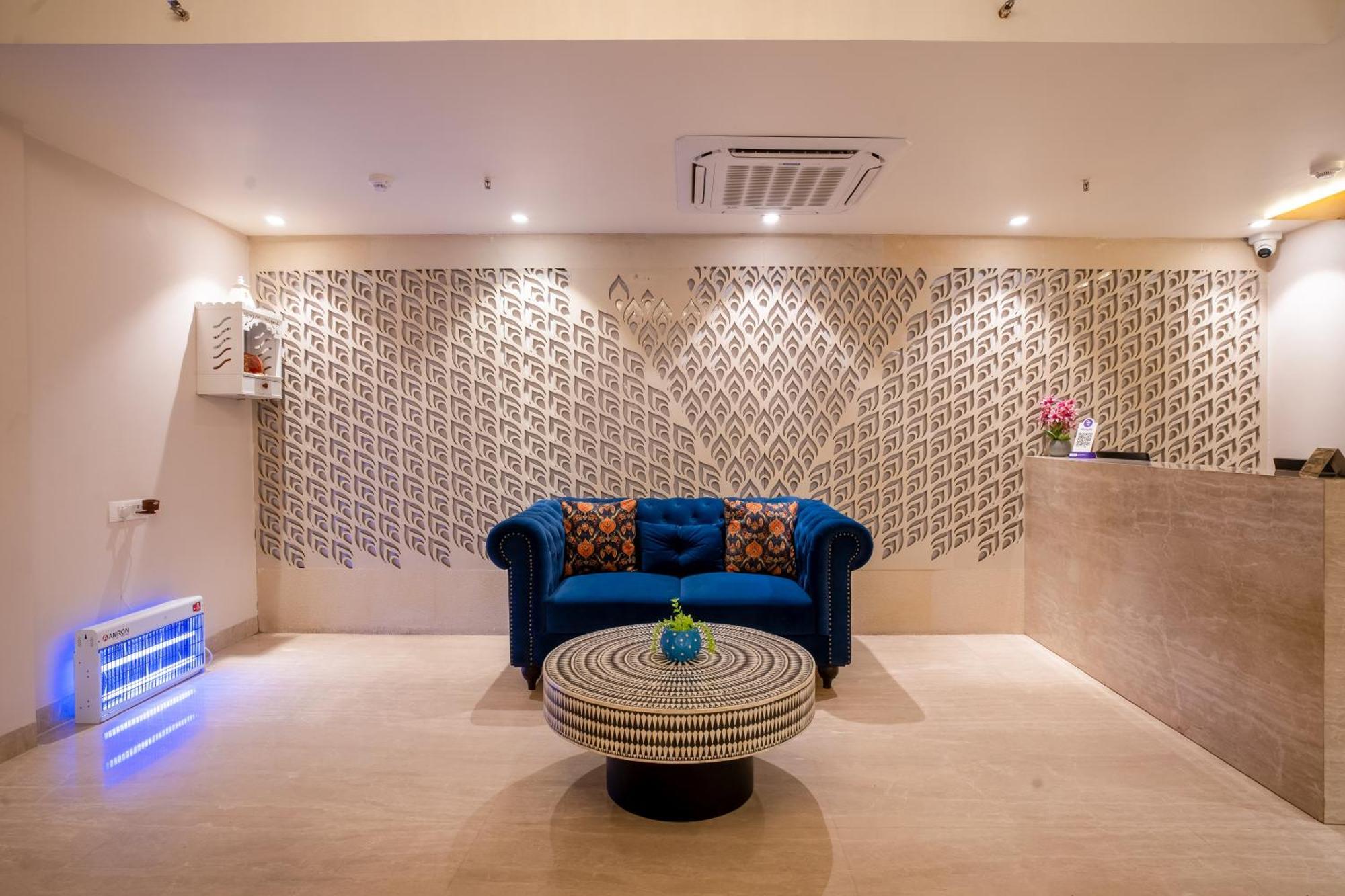 Hotel Ginger Palace Delhi Airport نيودلهي المظهر الخارجي الصورة