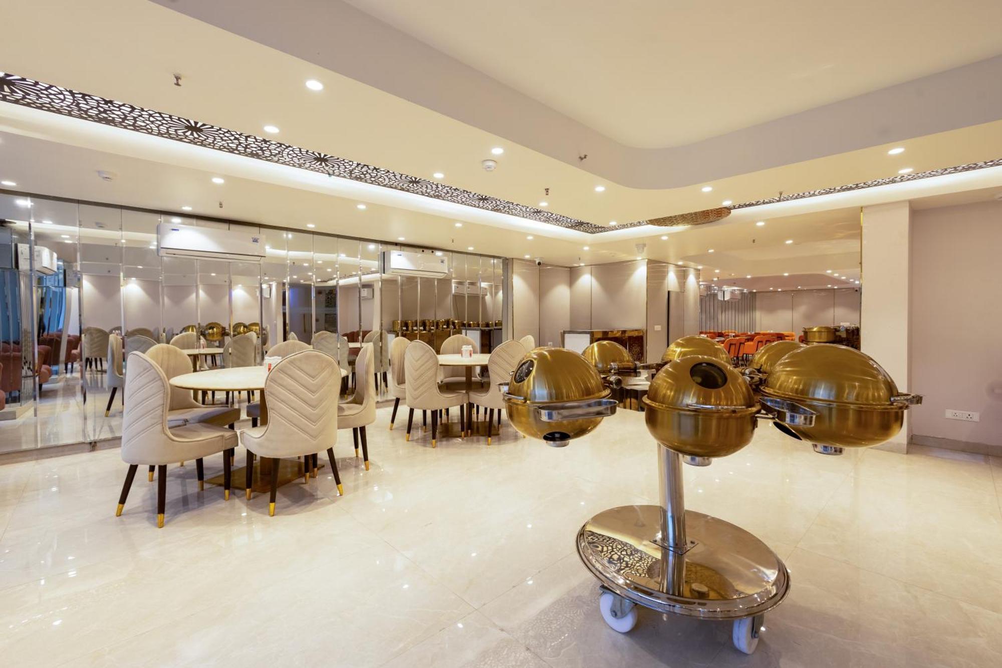 Hotel Ginger Palace Delhi Airport نيودلهي المظهر الخارجي الصورة