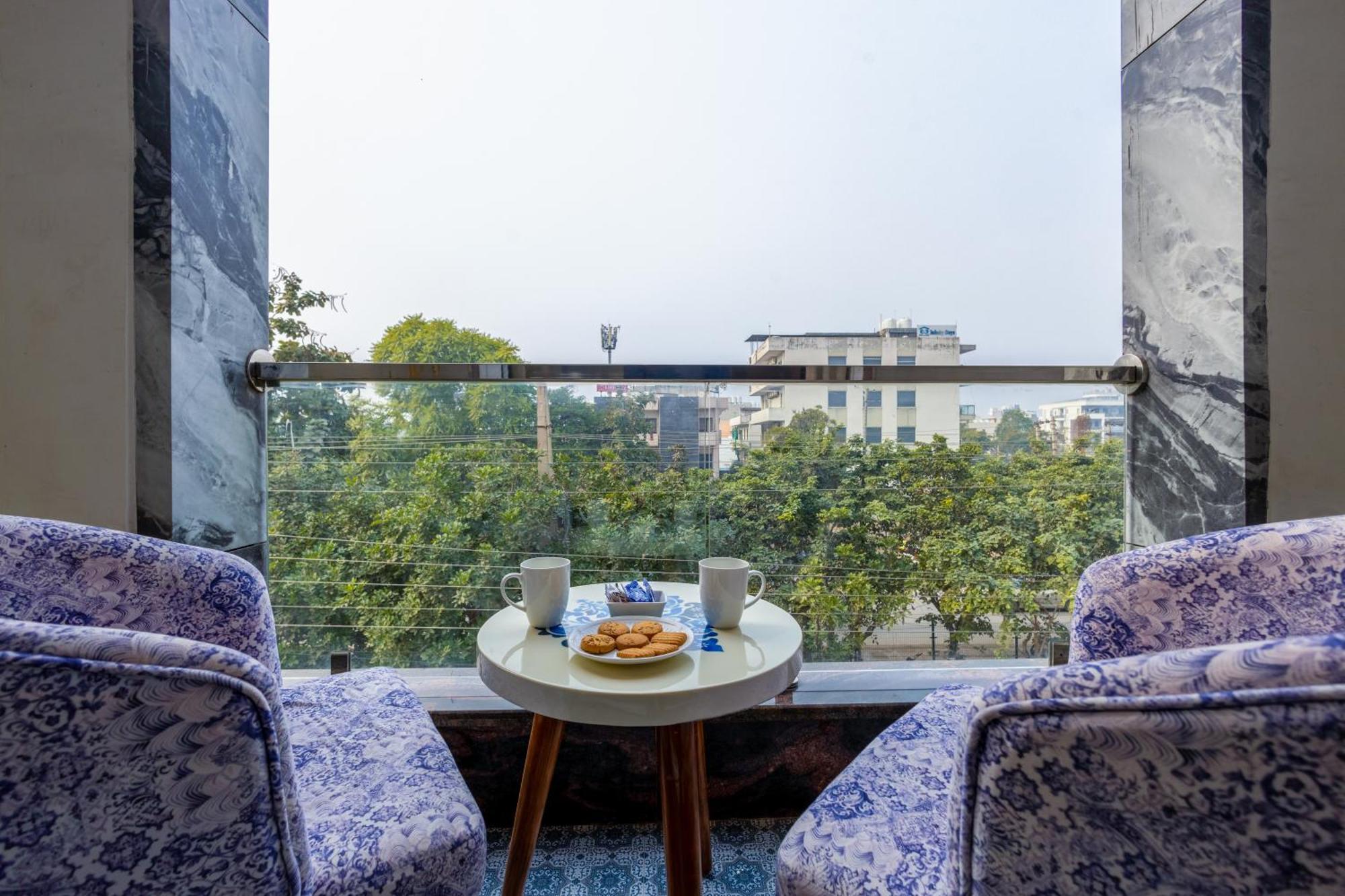 Hotel Ginger Palace Delhi Airport نيودلهي المظهر الخارجي الصورة